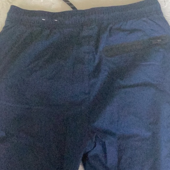 Joggers - Picture 3 of 4